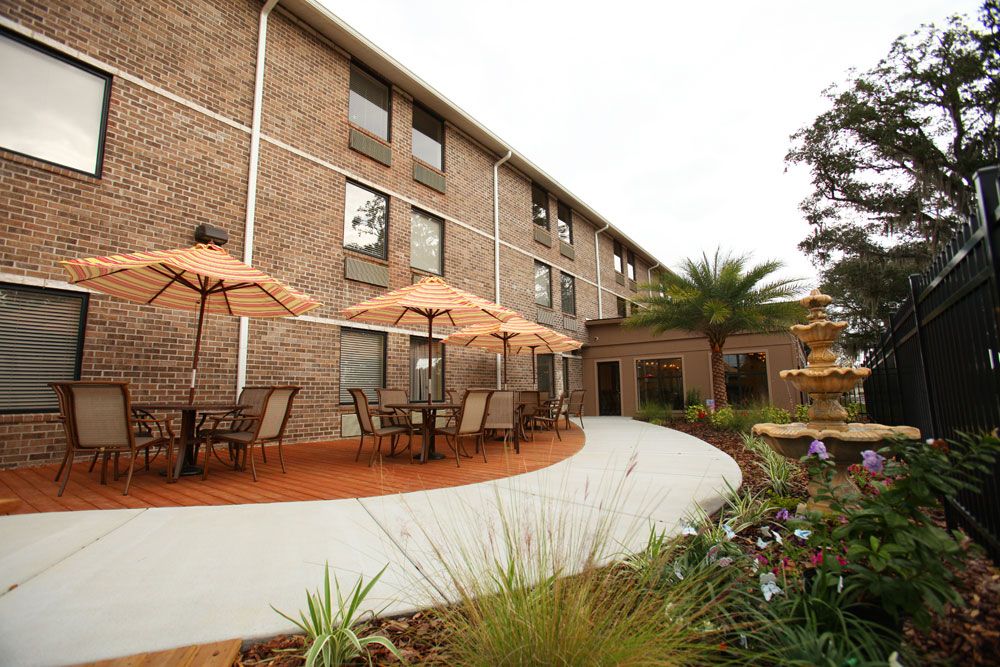 Grace Manor Suites (UPDATED) Pricing & 9 Photos in Lakeland, FL